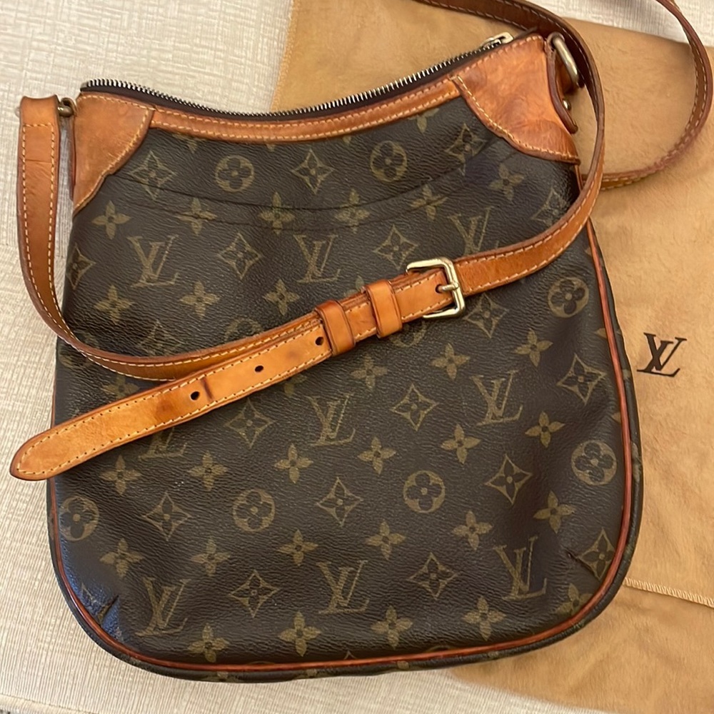 100% Authentic Louis Vuitton Odeon PM Brown Monogram Crossbody